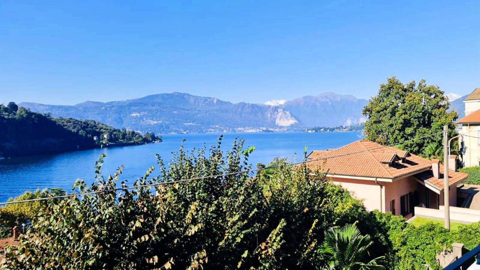 Appartamenti I Fiori Del Lago Laveno-Mombello Exterior photo